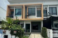 ขายทาวน์เฮ้าส์ 54/242 ซอย เกียรติพิพัฒน์ธานี ถนน บางนา - ตราด บ้านระกาศ บางบ่อ สมุทรปราการ ขนาด 0-0-16 ของ ธนาคารไทยพาณิชย์